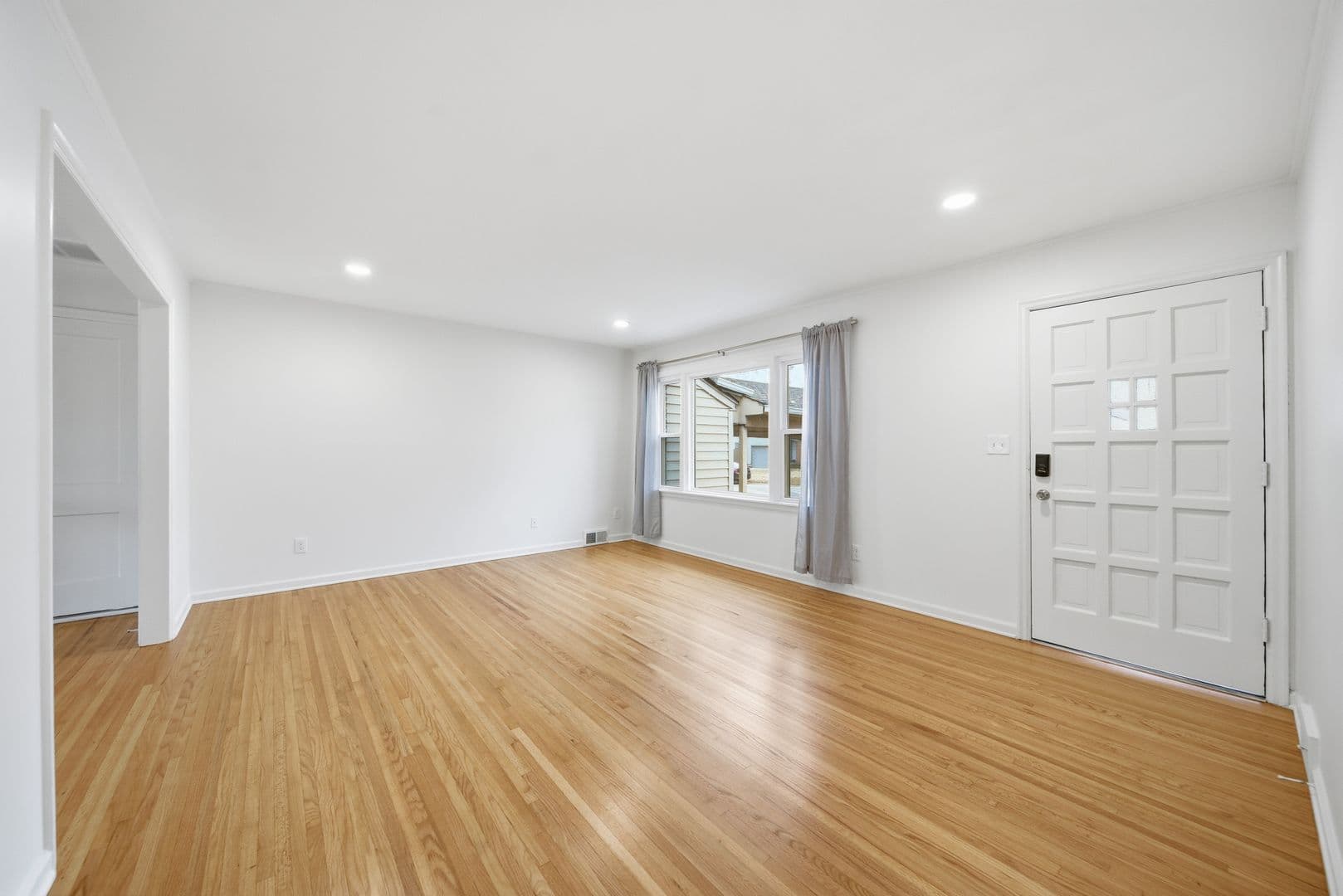 Tulsa House: 1348 E 45th Pl
