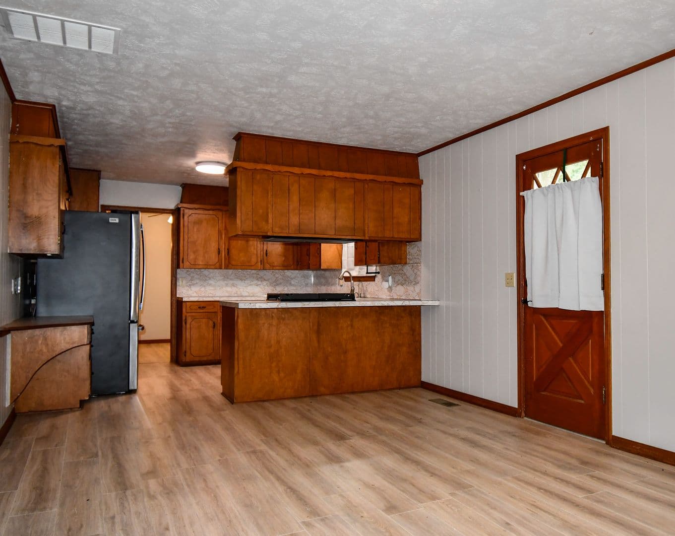 Bixby House: 8408 E 125th St