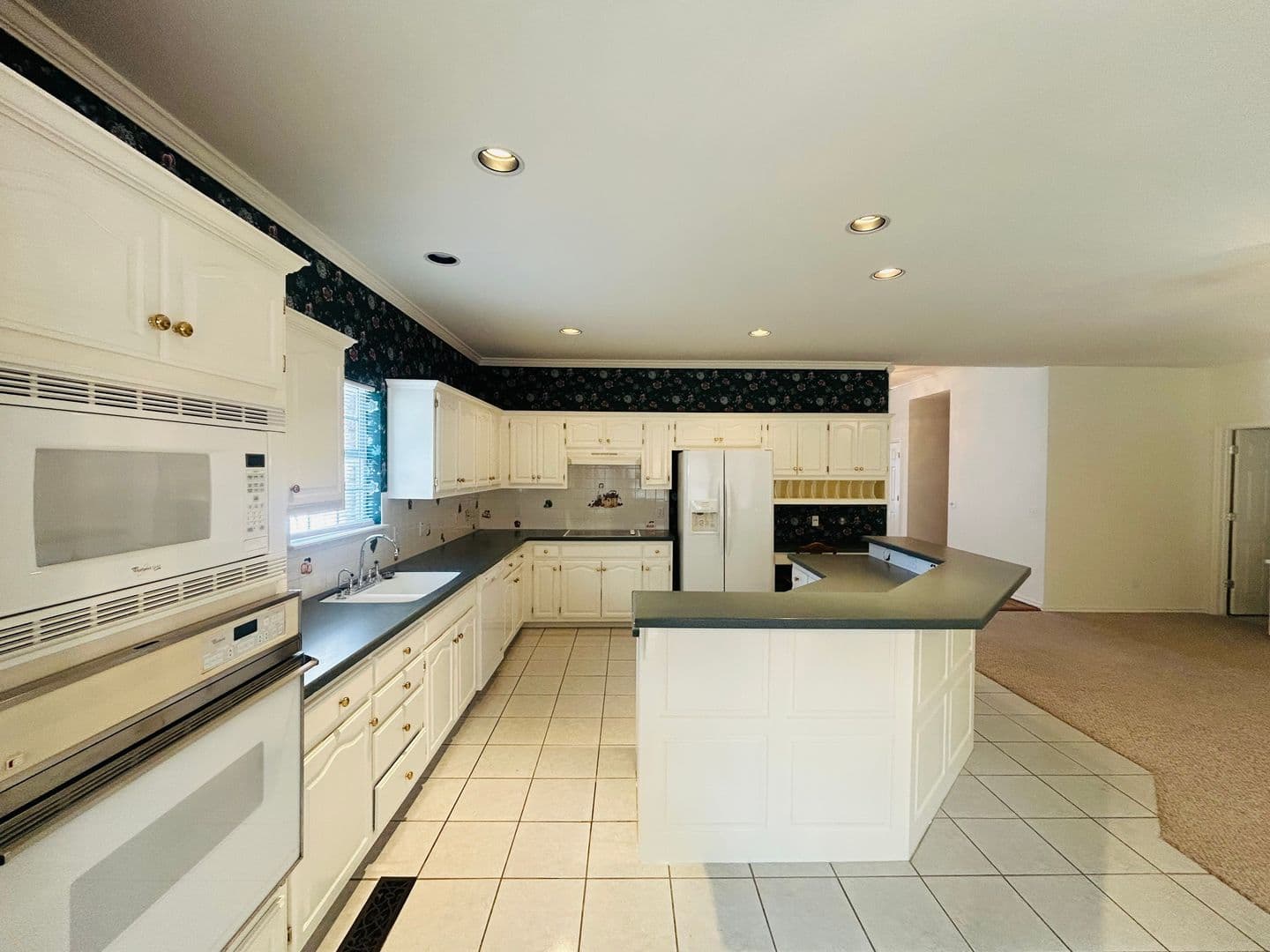 Tulsa House: 4930 E 88th Pl