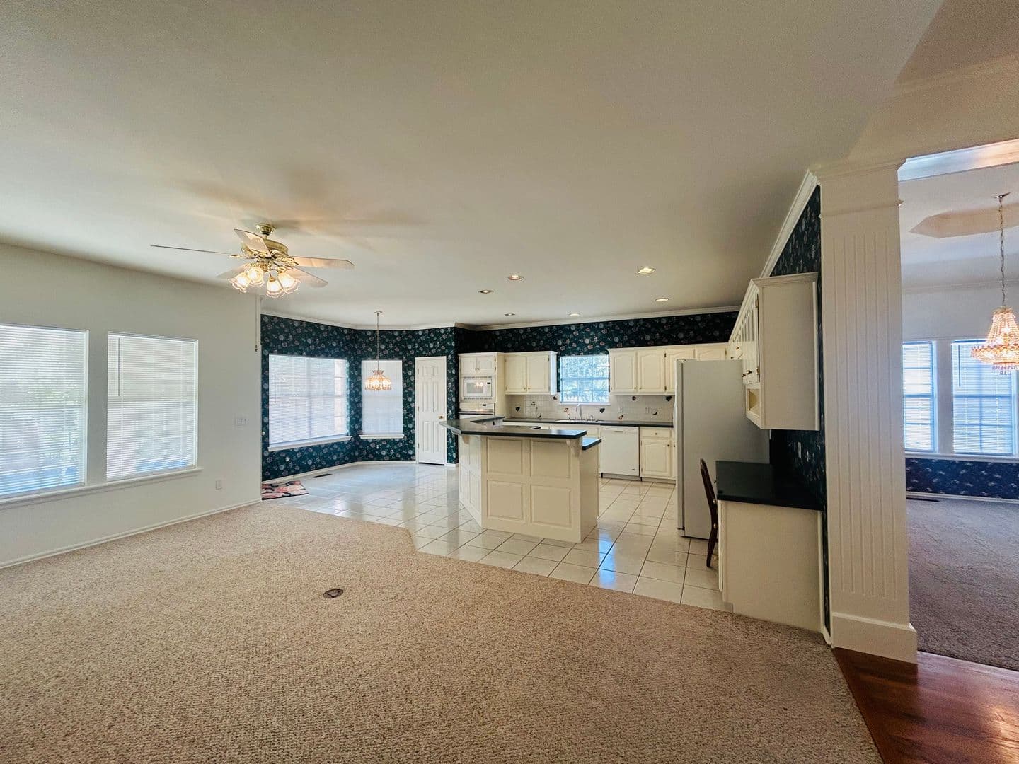 Tulsa House: 4930 E 88th Pl
