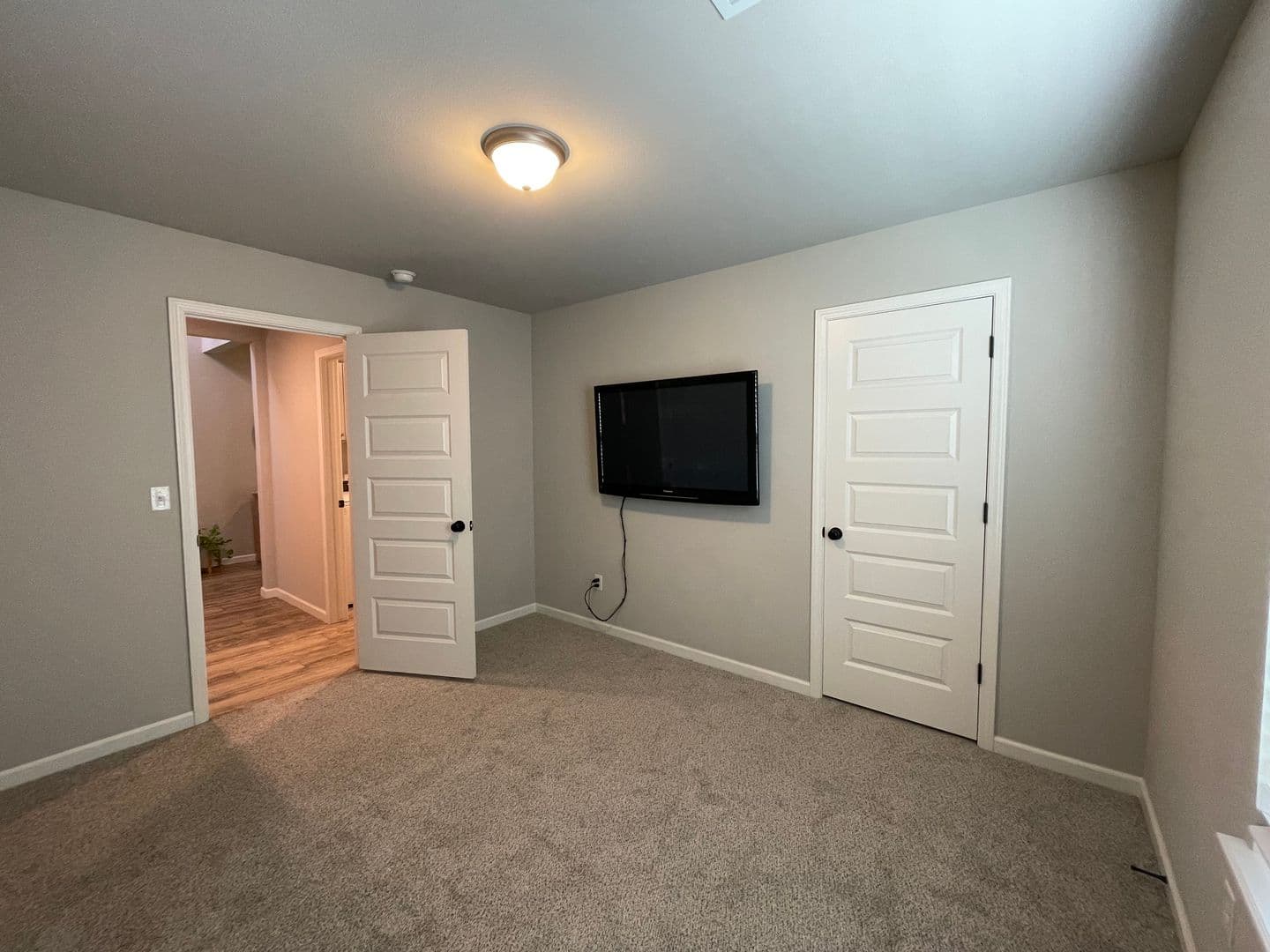 Broken Arrow House: 3721 N 39th St