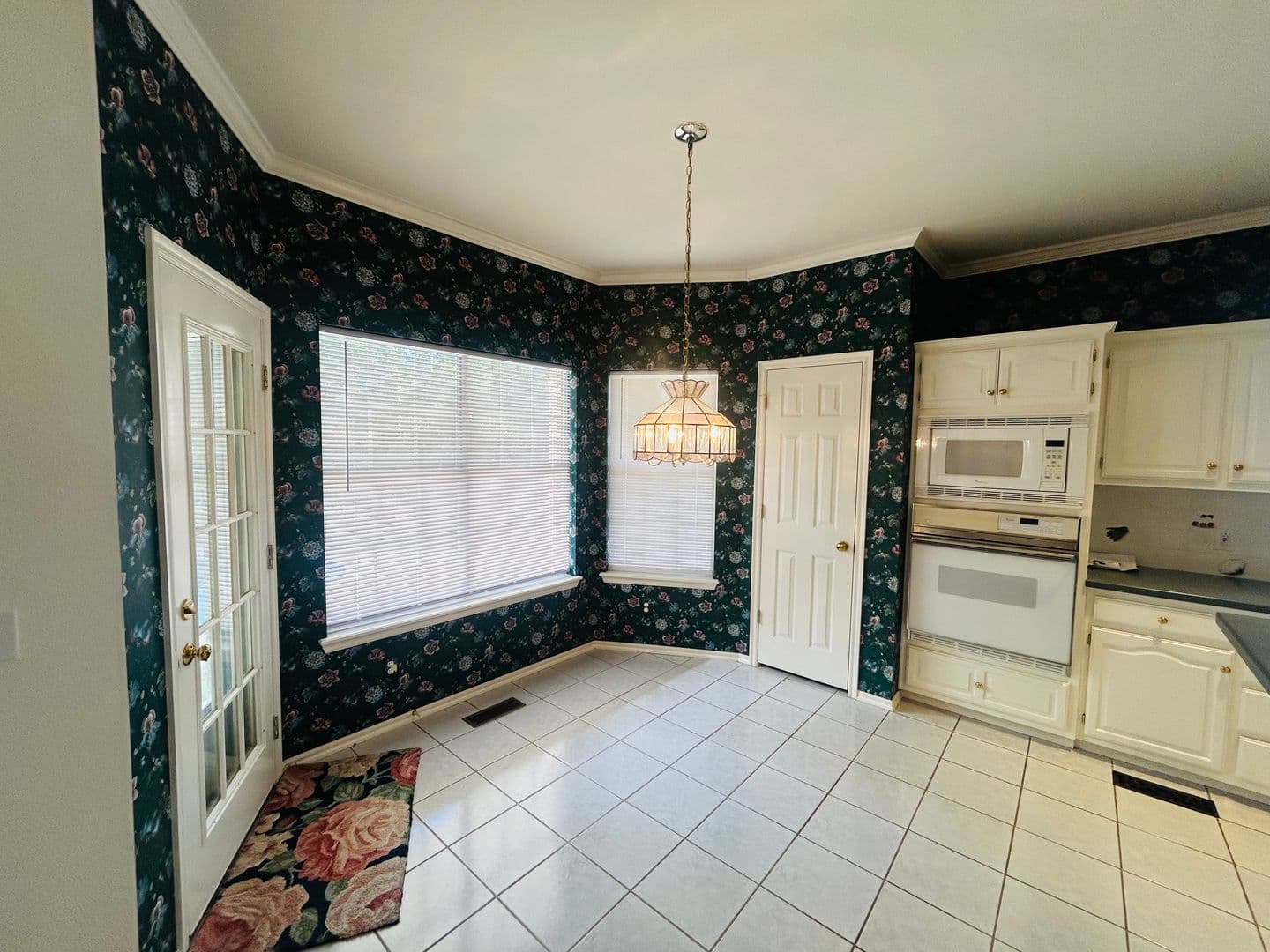Tulsa House: 4930 E 88th Pl