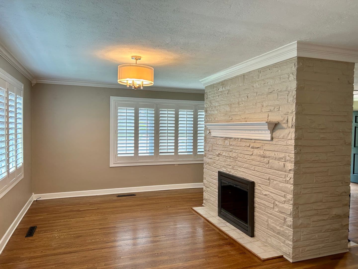 Tulsa House: 1648 E 36th St
