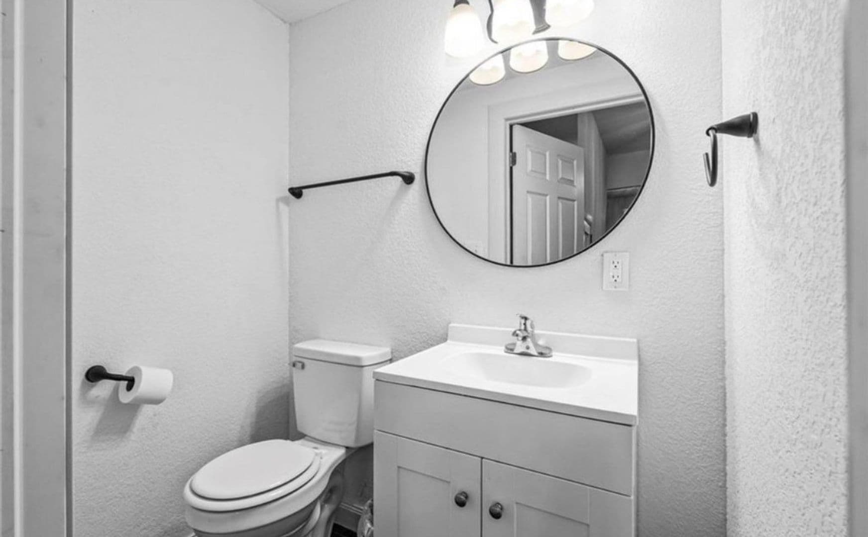 Van Buren House: 802 N 11 St