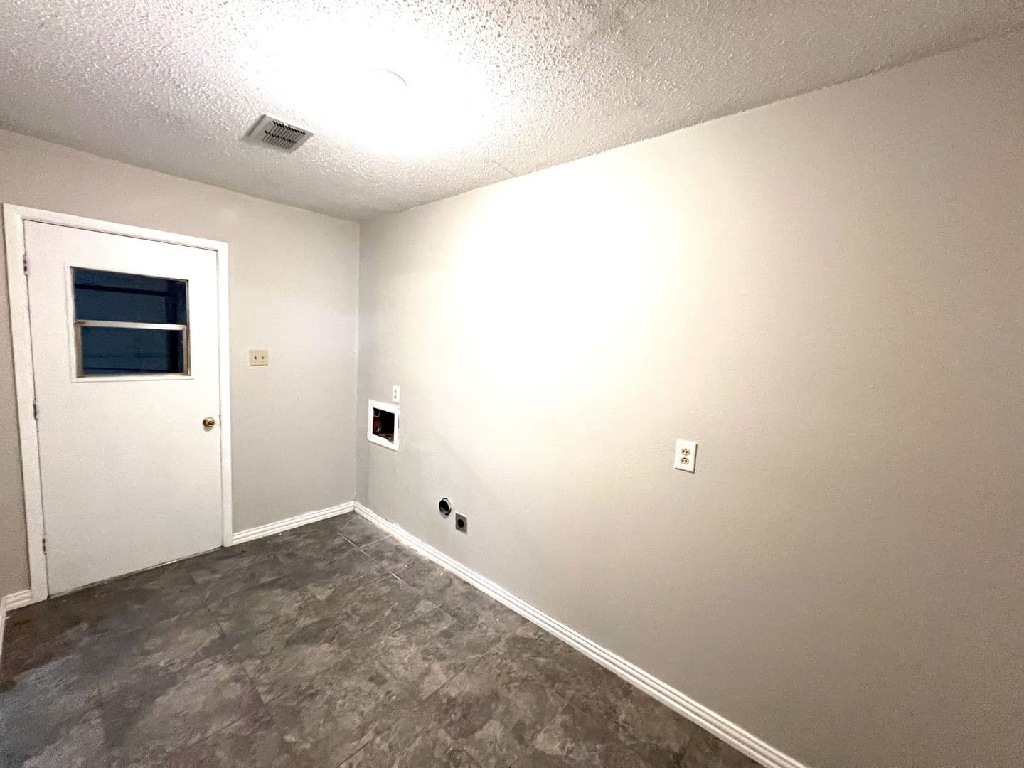 Lubbock House: 5540 18th St