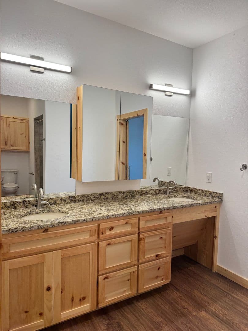 Shallowater House: 11201 N CR 1440
