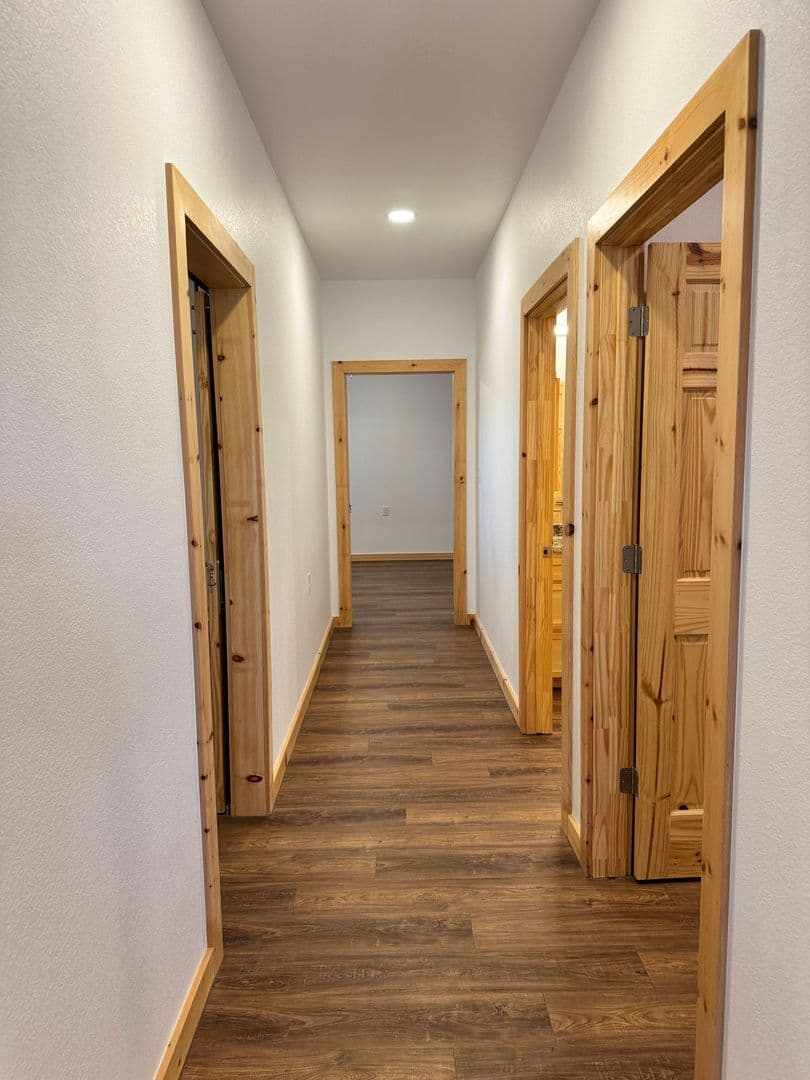 Shallowater House: 11201 N CR 1440