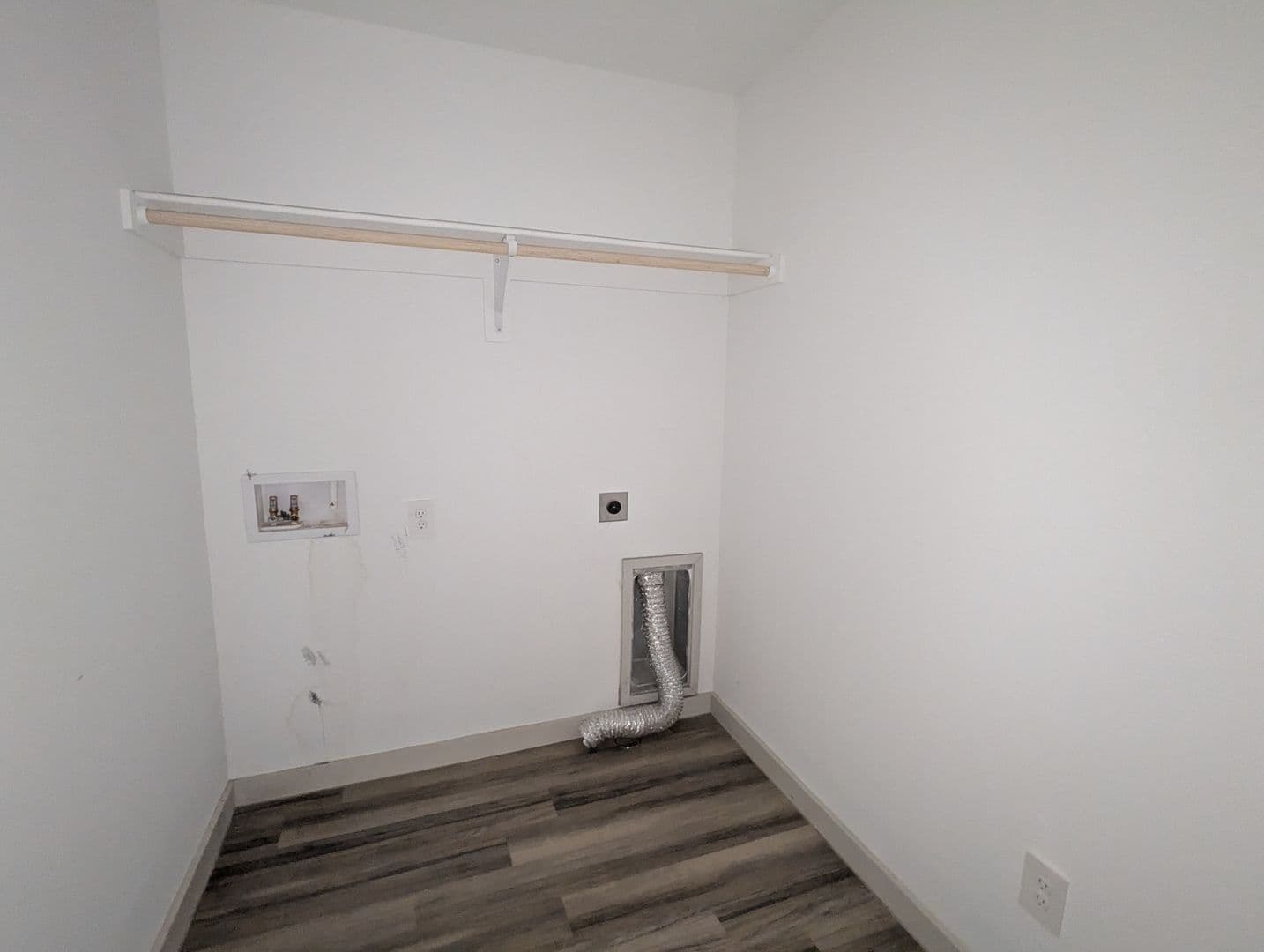 Lubbock House: 7418 9th St