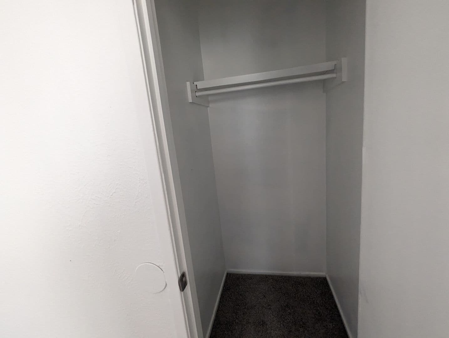 Lubbock Apartment: 533 42nd St
