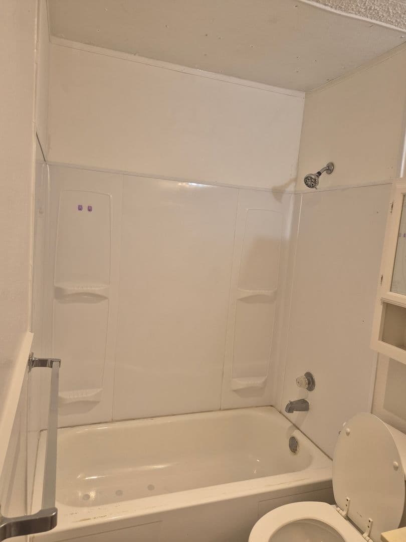 Lubbock Apartment: 7402 Ave. X