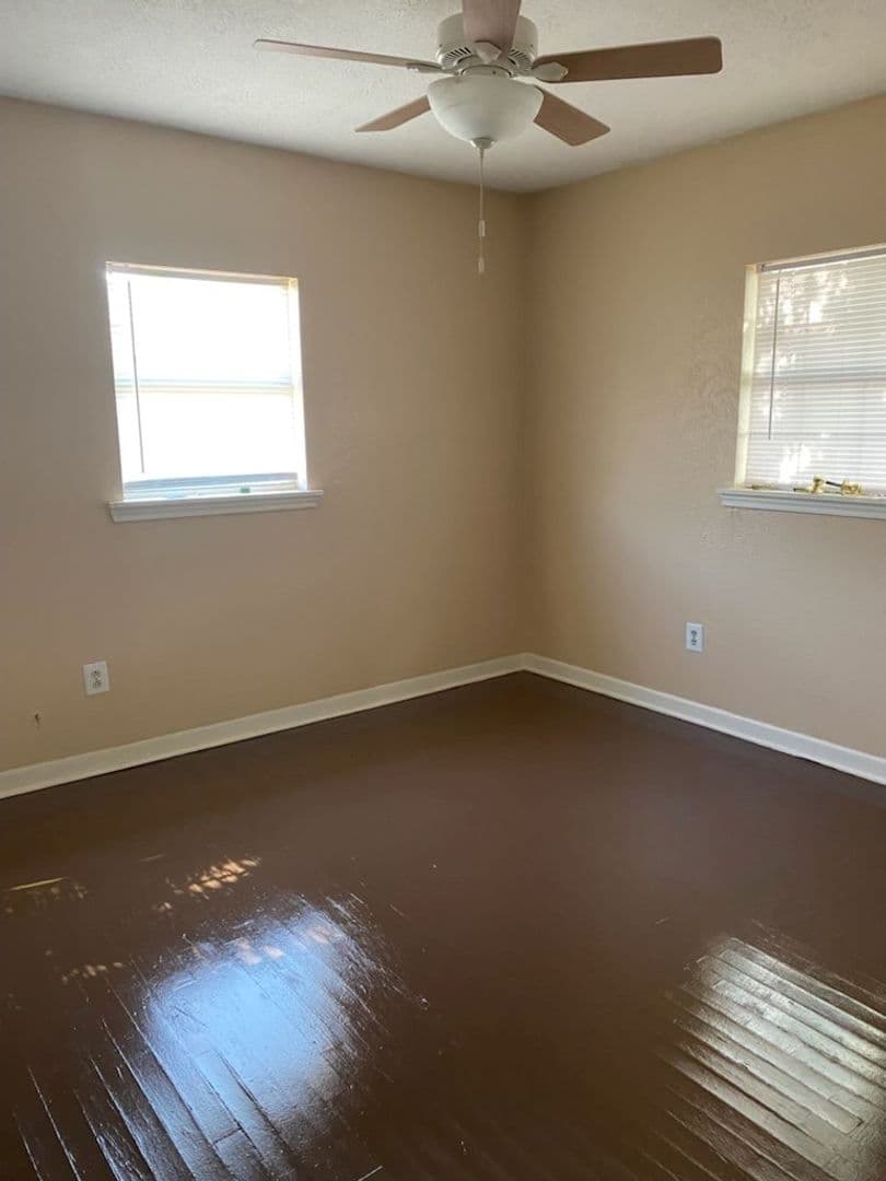 Lubbock Apartment: 1109 45th