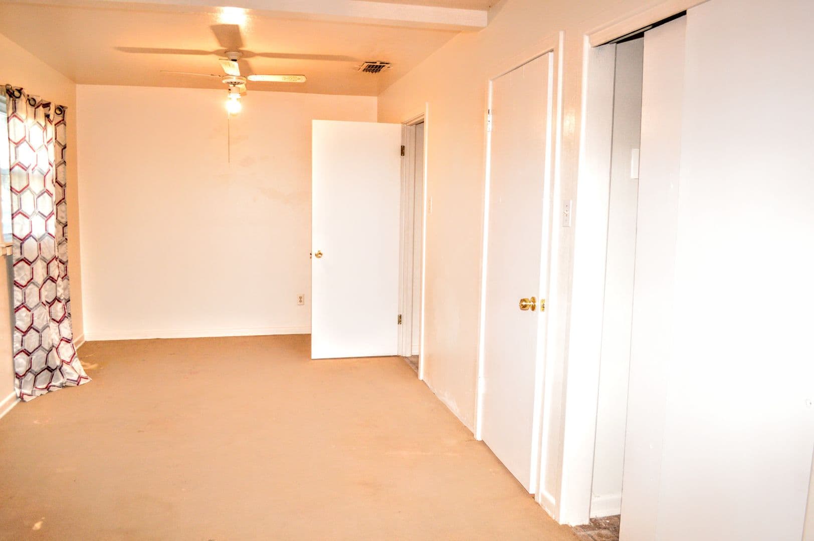 Lubbock House: 2807 Vanda Ave
