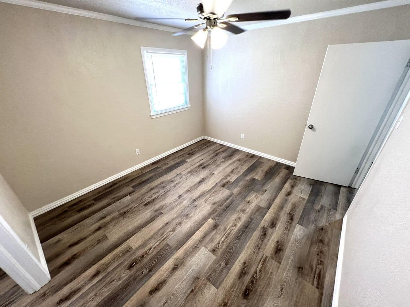 Lubbock House: 1910 64th St