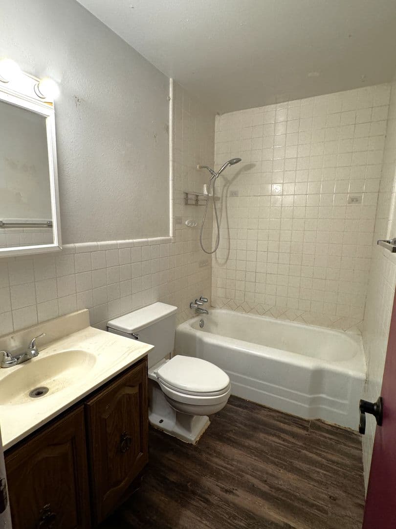 Lubbock Apartment: 2014 54th St