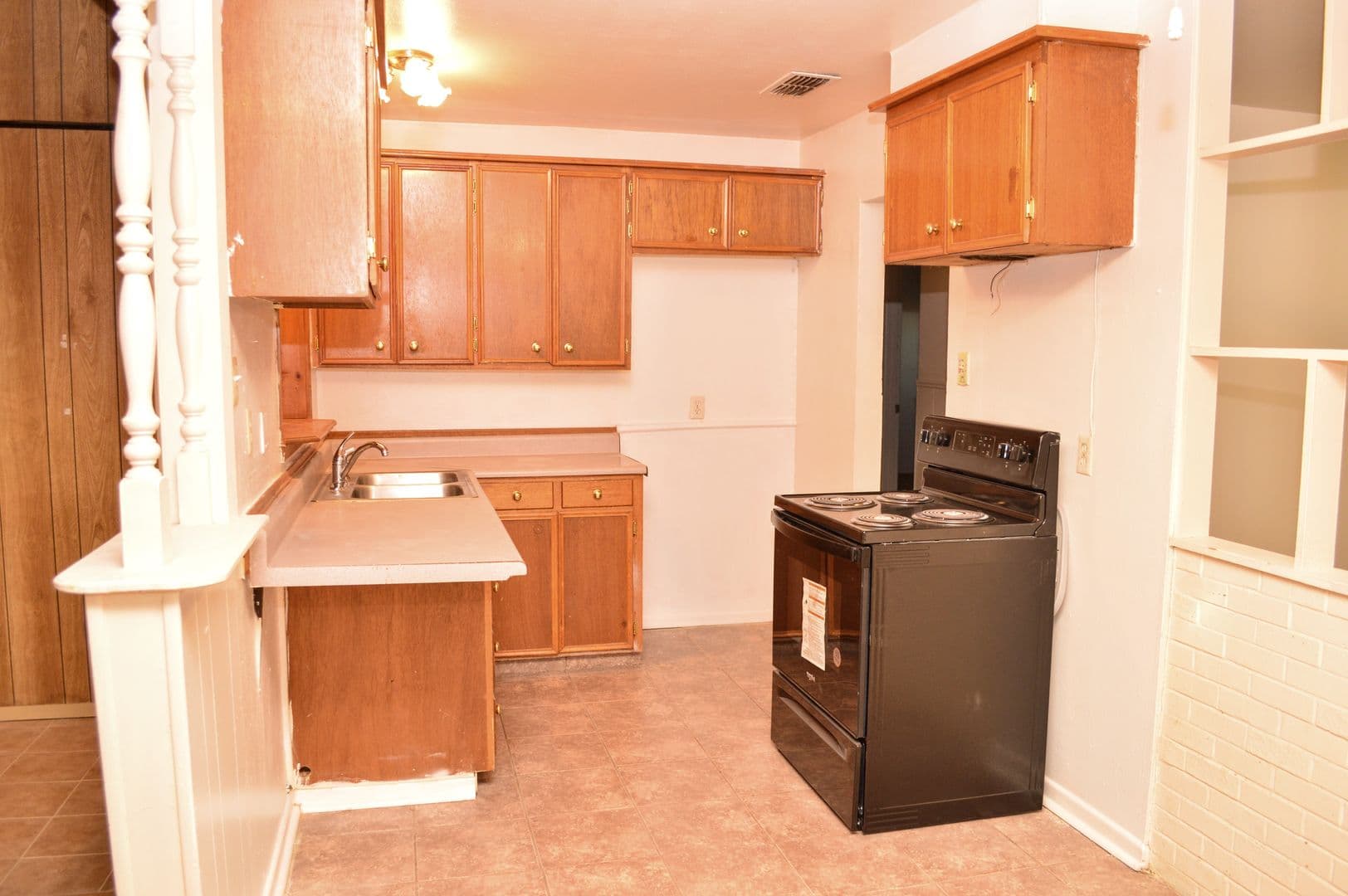 Lubbock House: 2807 Vanda Ave