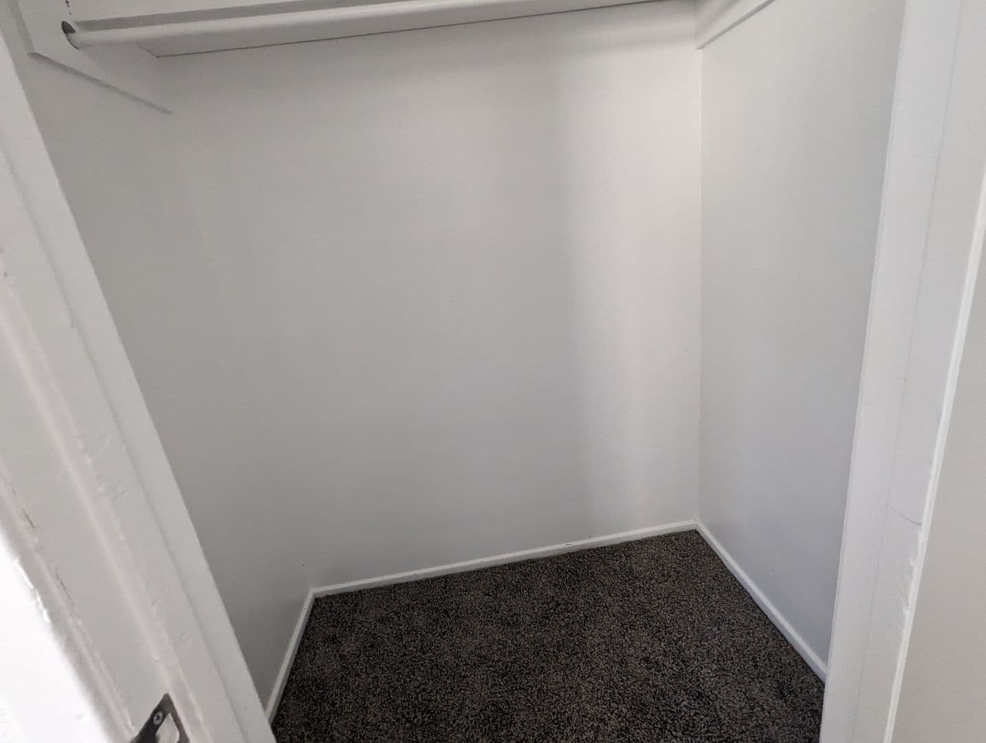 Lubbock Apartment: 533 42nd St
