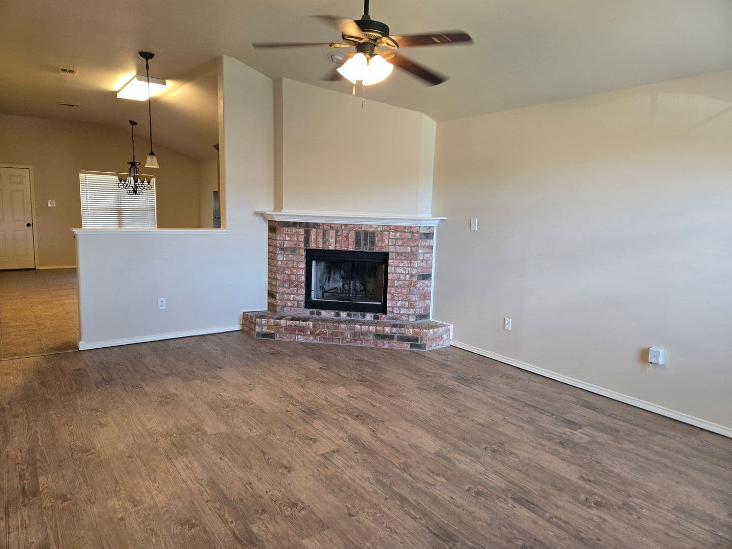 Lubbock House: 6514 93rd St