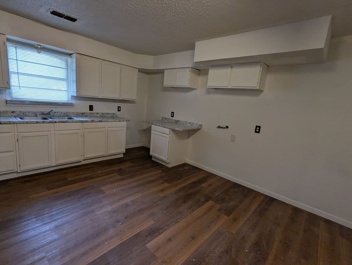 Lubbock House: 1517 25th St