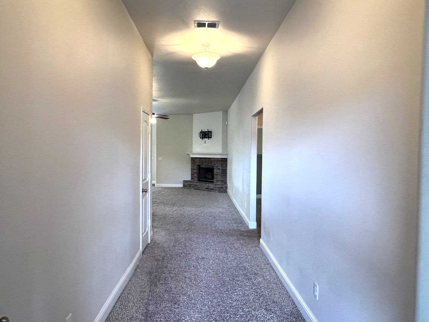 Lubbock House: 2107 136th St