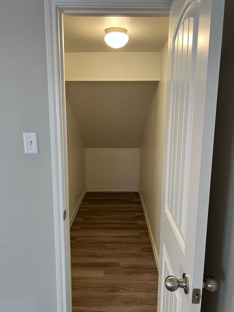 Lubbock House: 6040 24th St #7