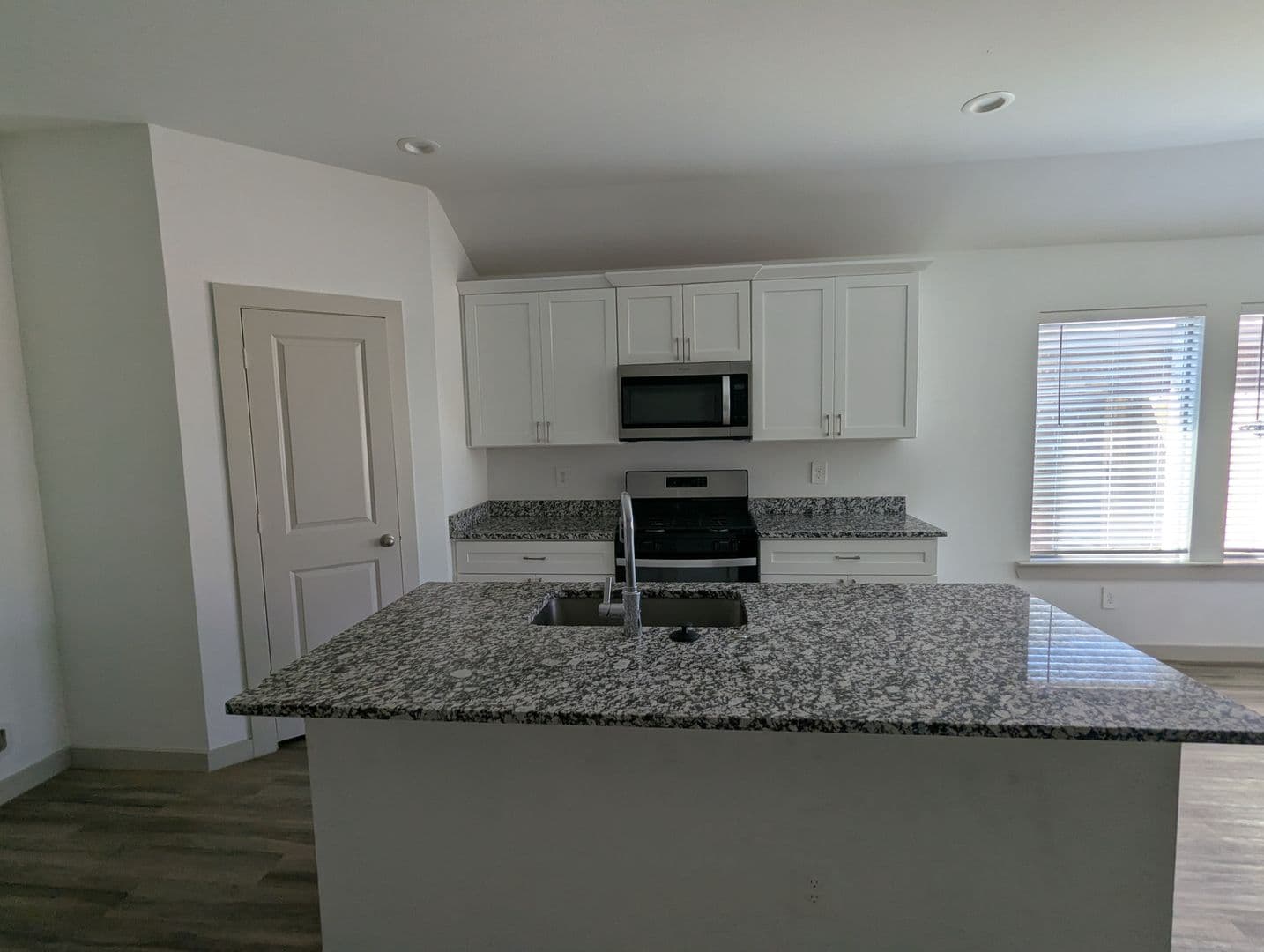 Lubbock House: 7418 9th St