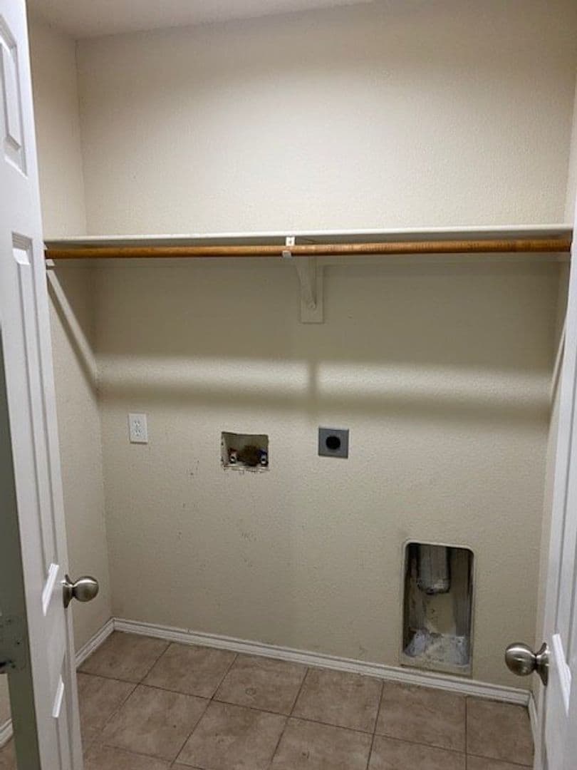 Lubbock House: 4807 Fordham