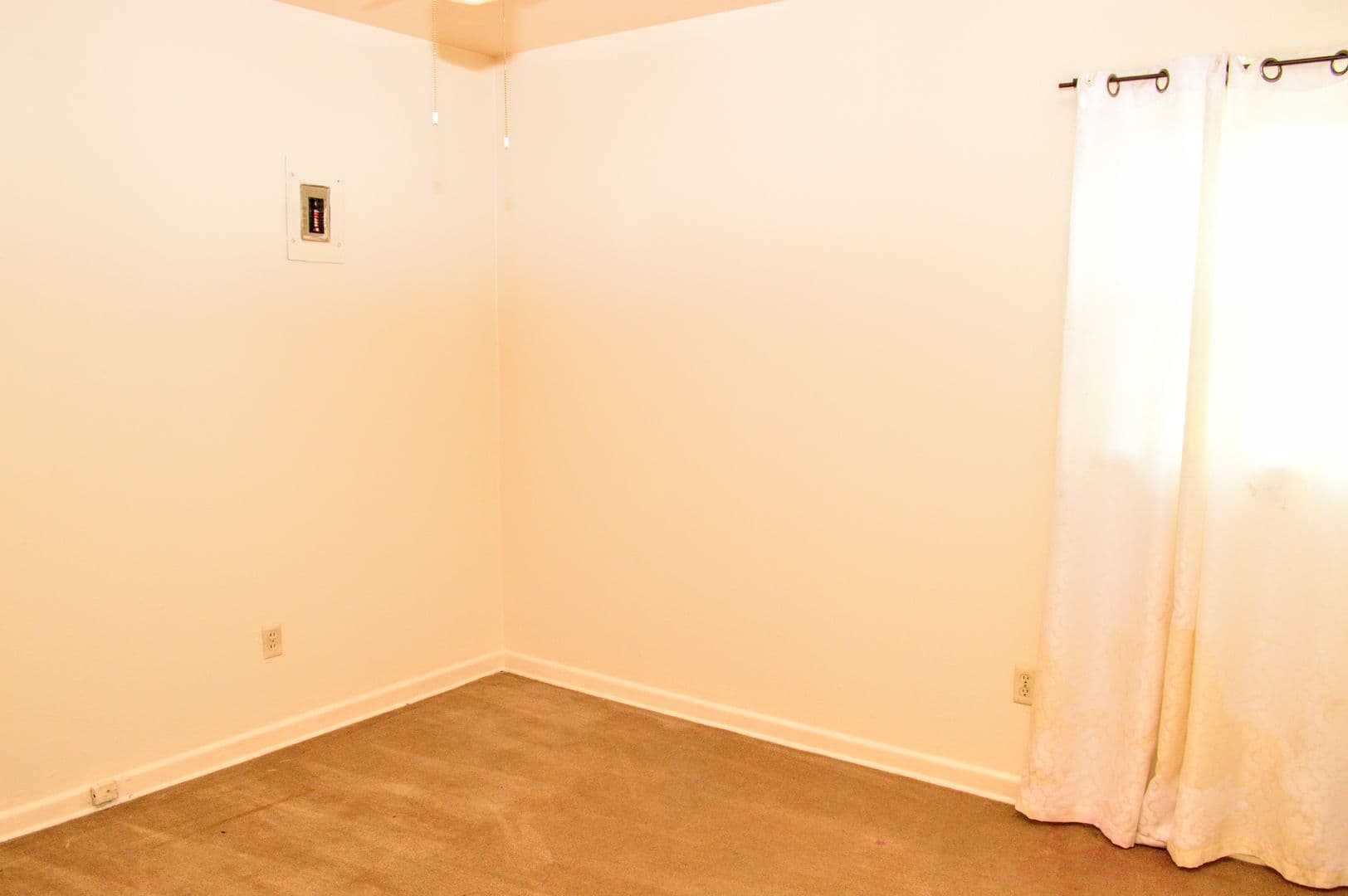 Lubbock House: 2807 Vanda Ave