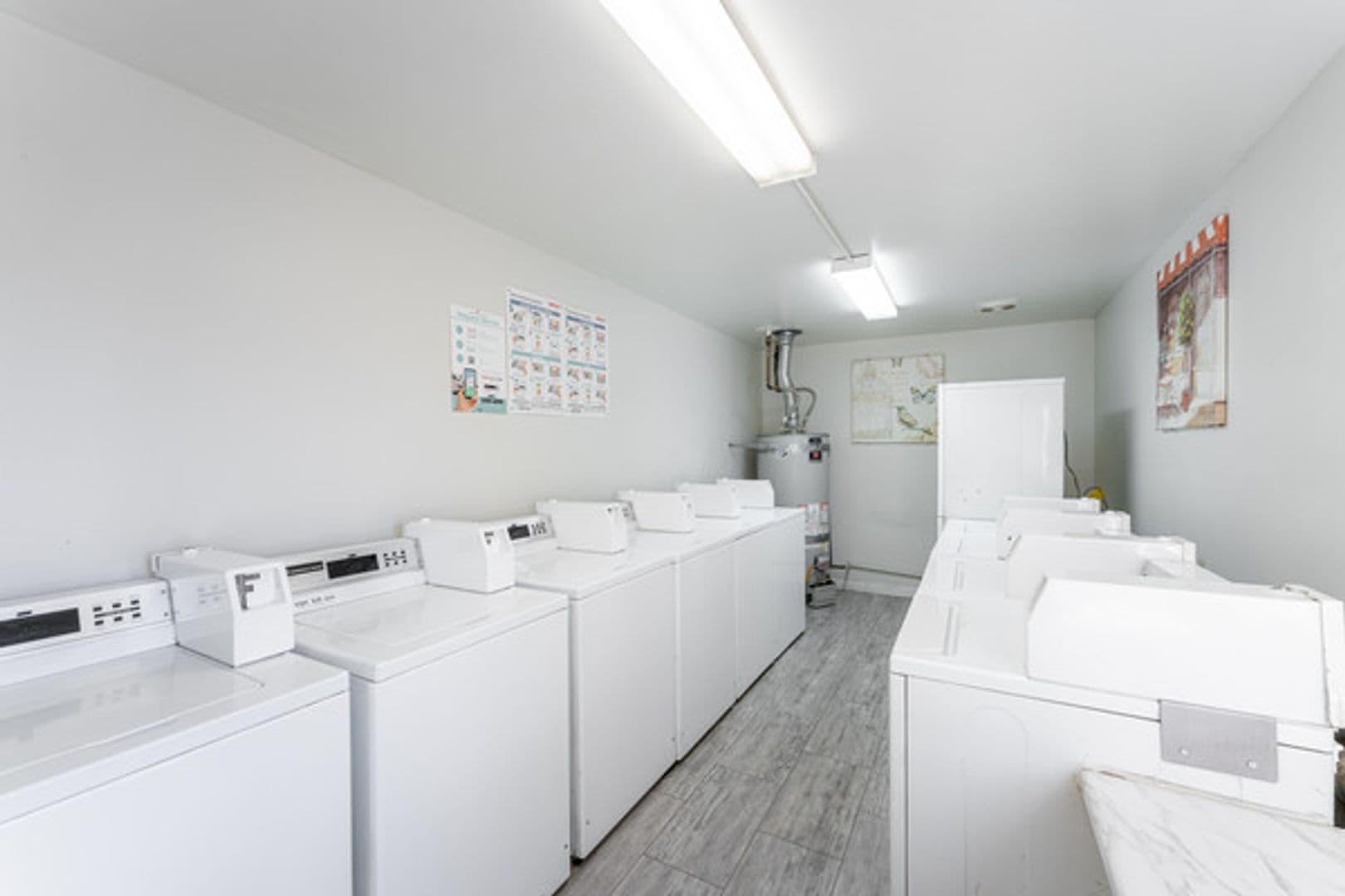 RIALTO Apartment: 1032 NORTH LILAC AVE.