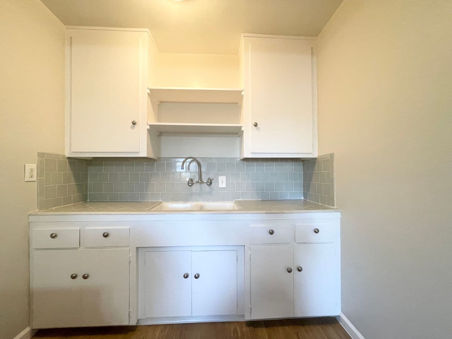 Monrovia Apartment: 729-733 W Foothill Blvd