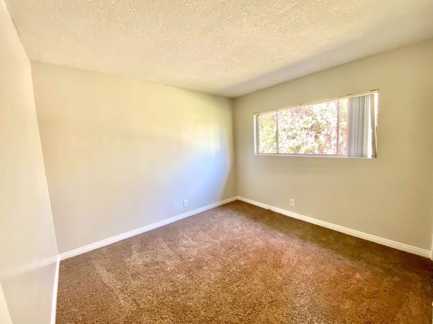 Monrovia Apartment: 729-733 W Foothill Blvd