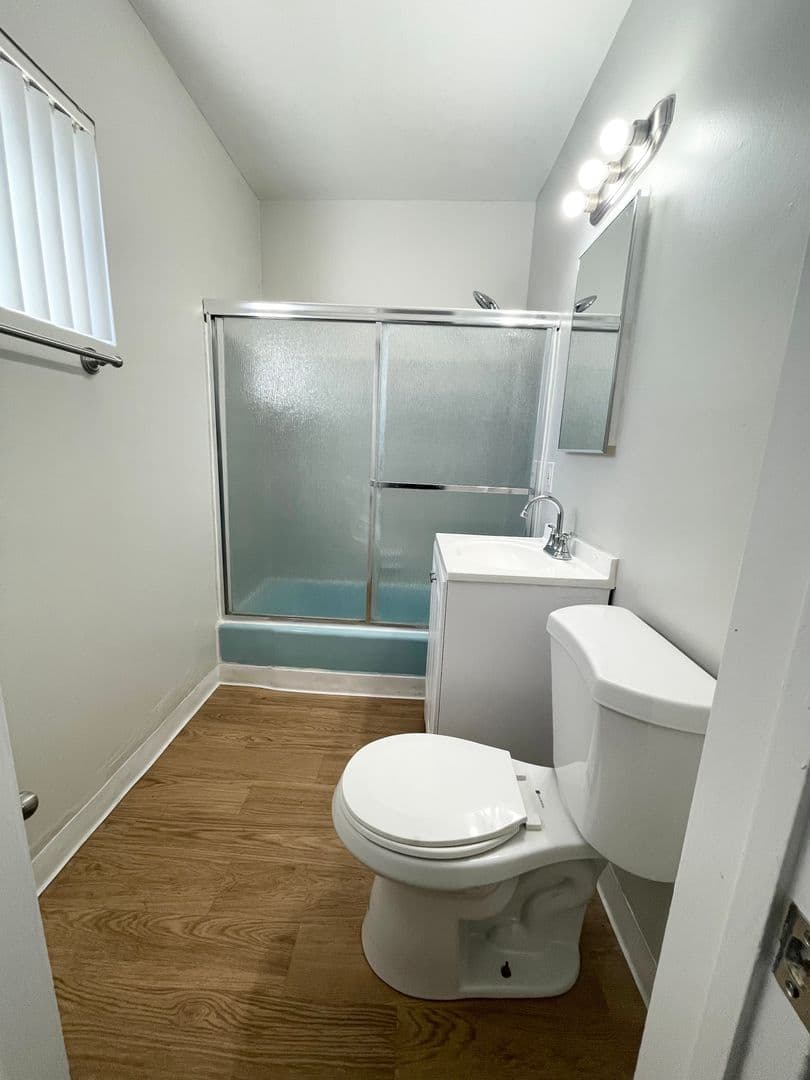Monrovia Apartment: 729-733 W Foothill Blvd