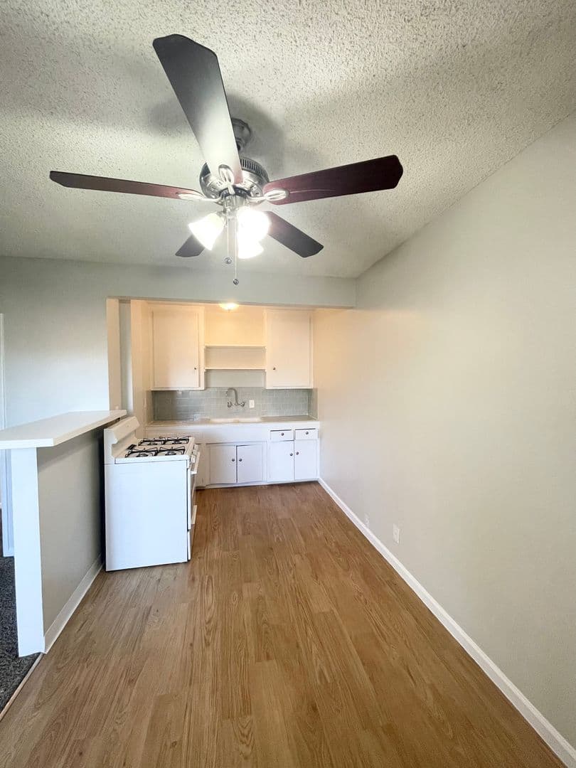 Monrovia Apartment: 729-733 W Foothill Blvd