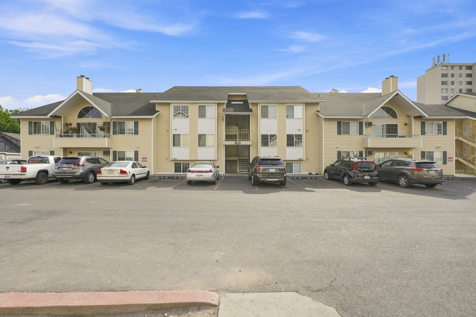 Spokane Apartment: 7024 N Colton St