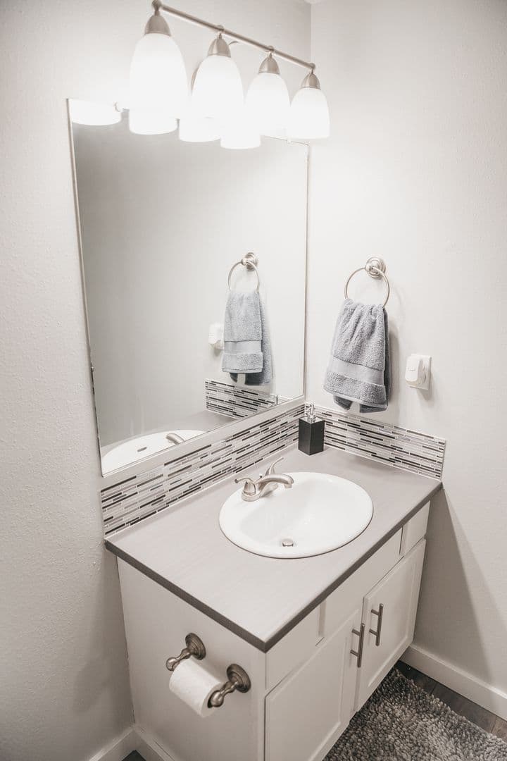 Spokane Apartment: 7024 N Colton St