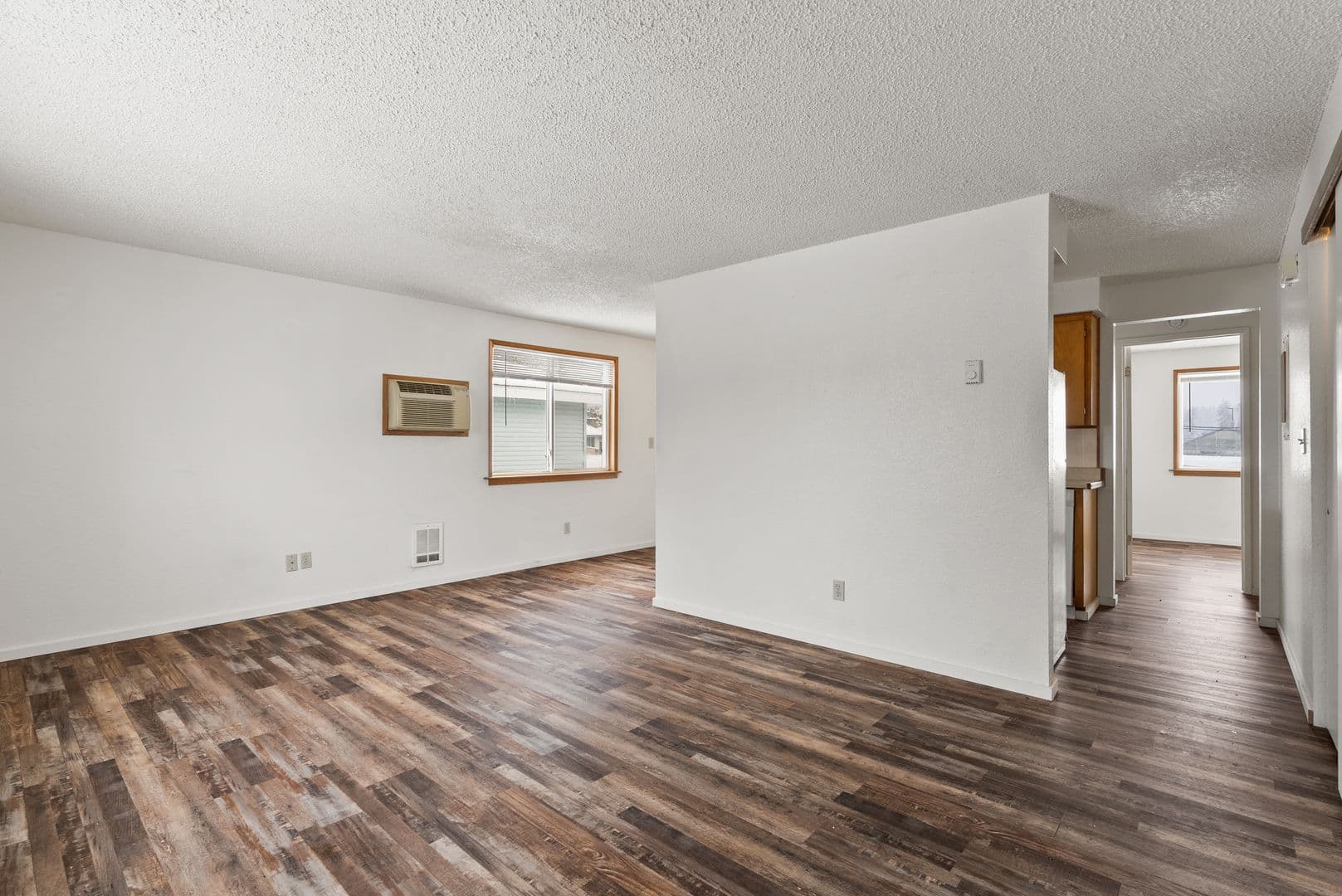 Medical Lake Apartment: 314 N LeFevre St