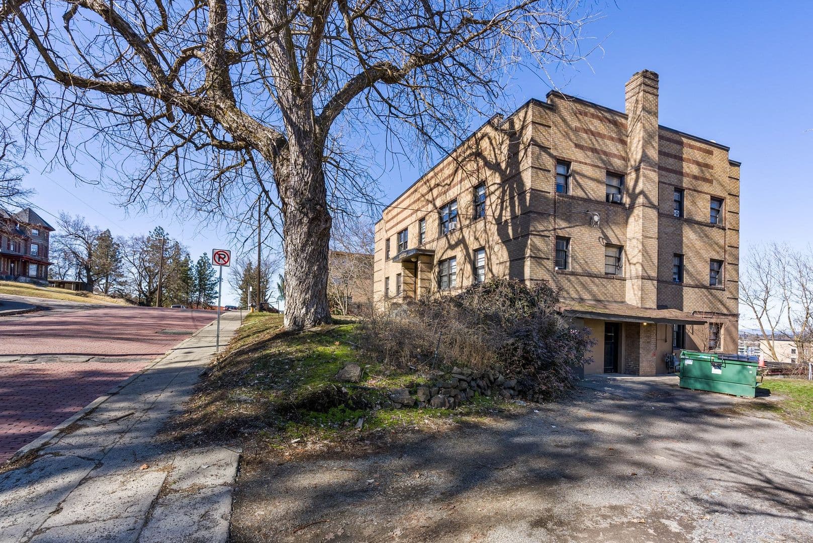 Spokane Apartment: 1226 W. 5th Ave.