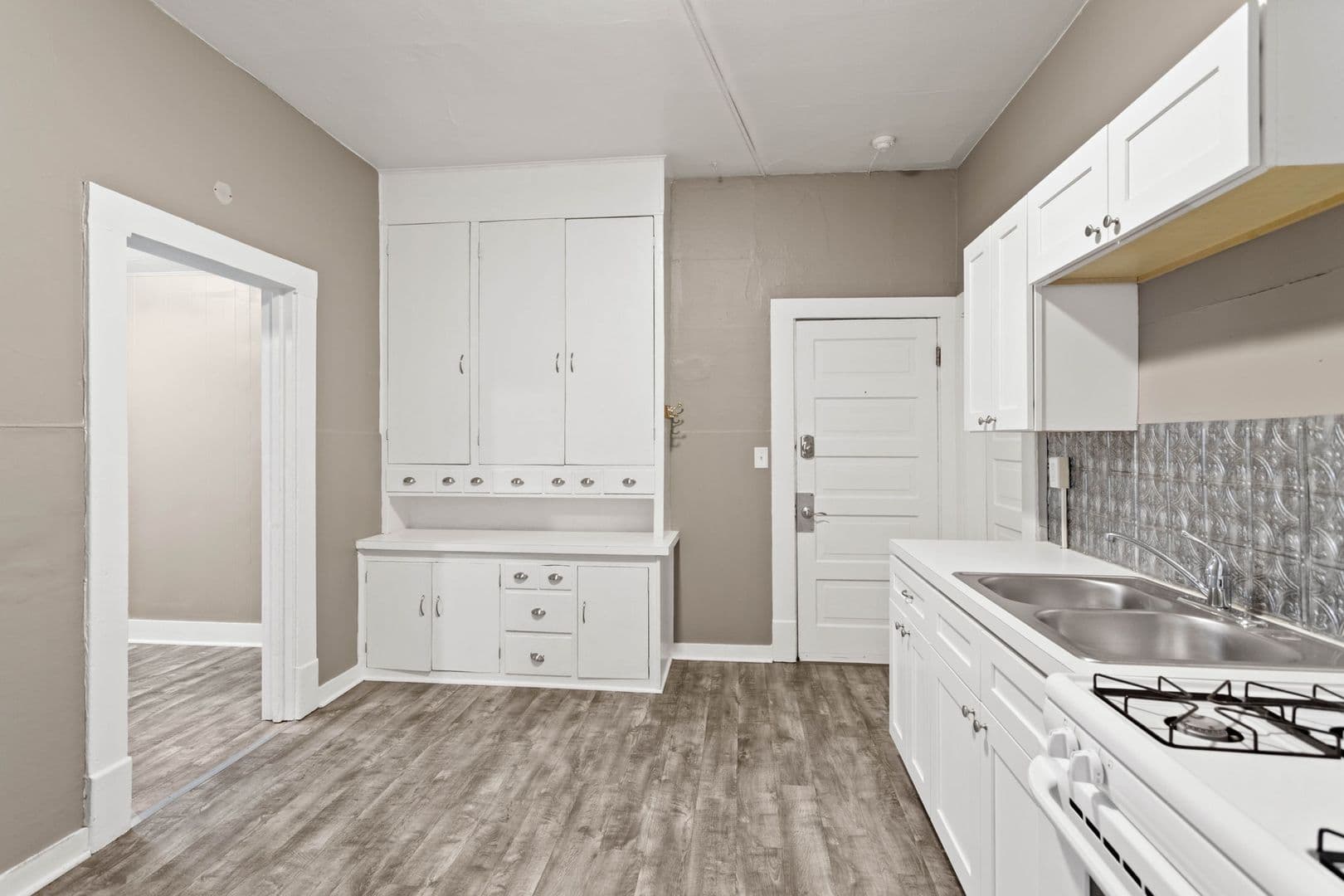 Spokane Apartment: 1221 N Monroe St
