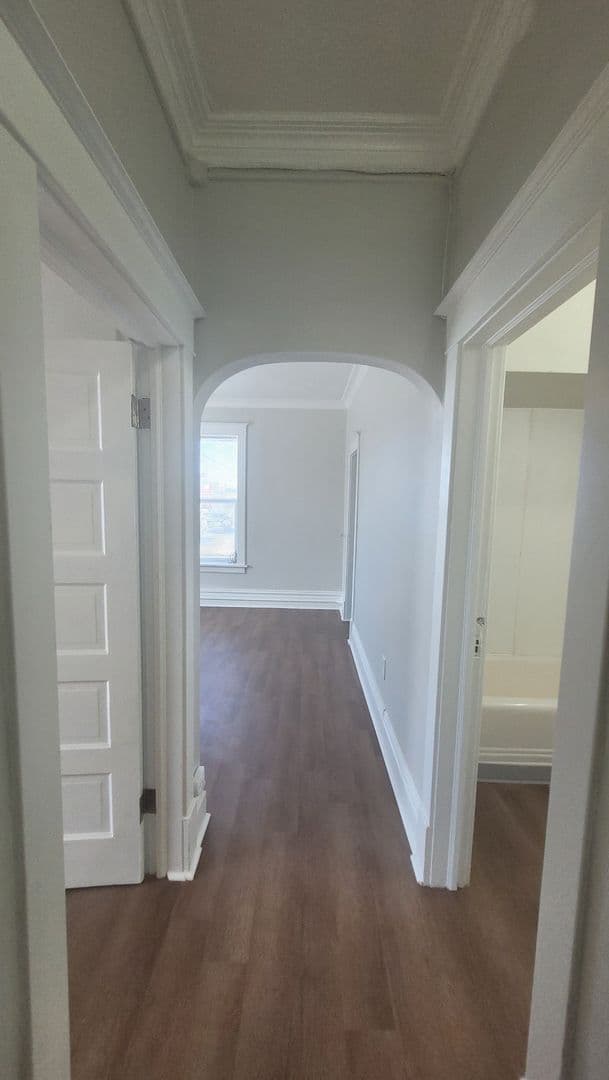 Spokane Apartment: 405 S Maple St