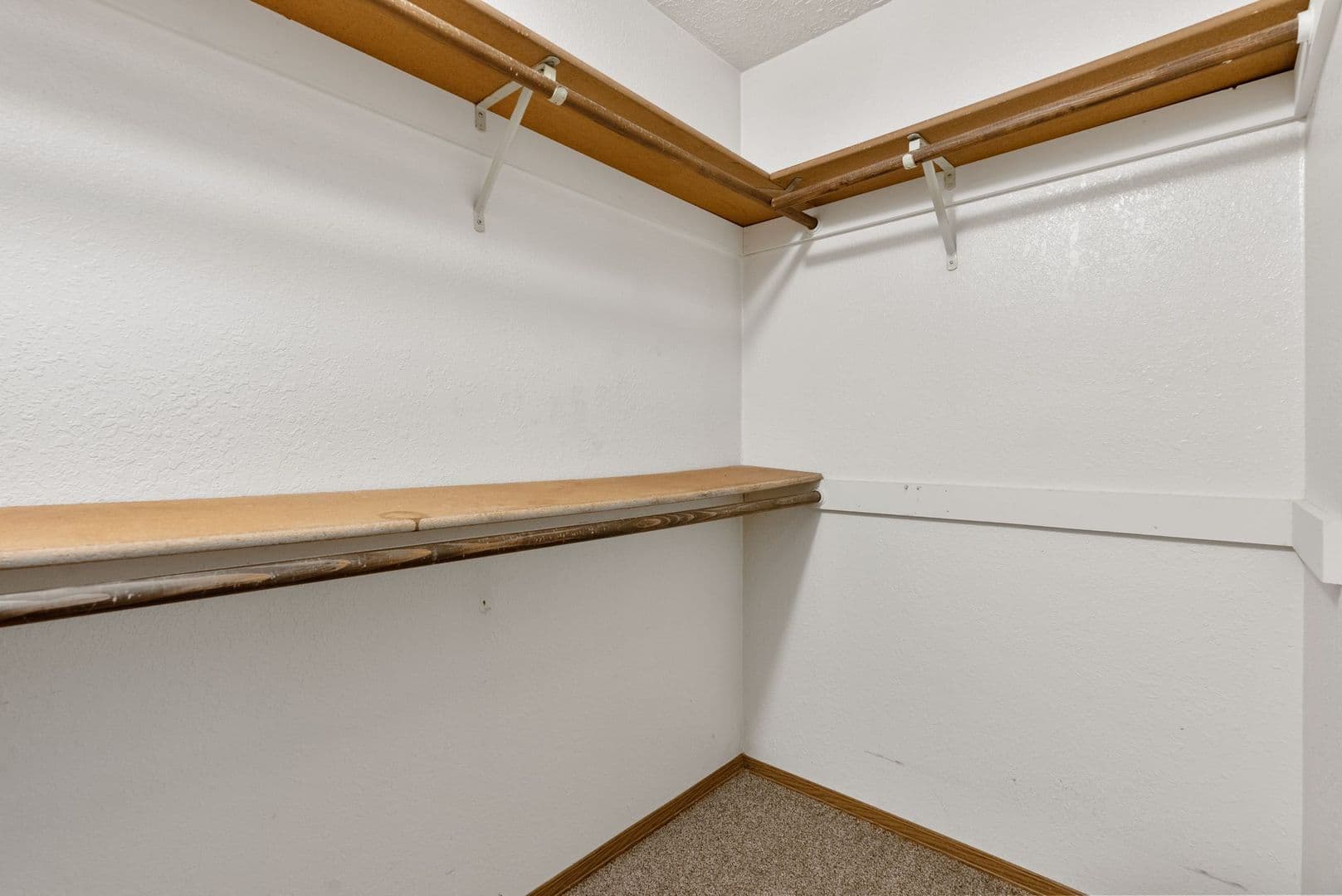 Medical Lake Apartment: 314 N LeFevre St