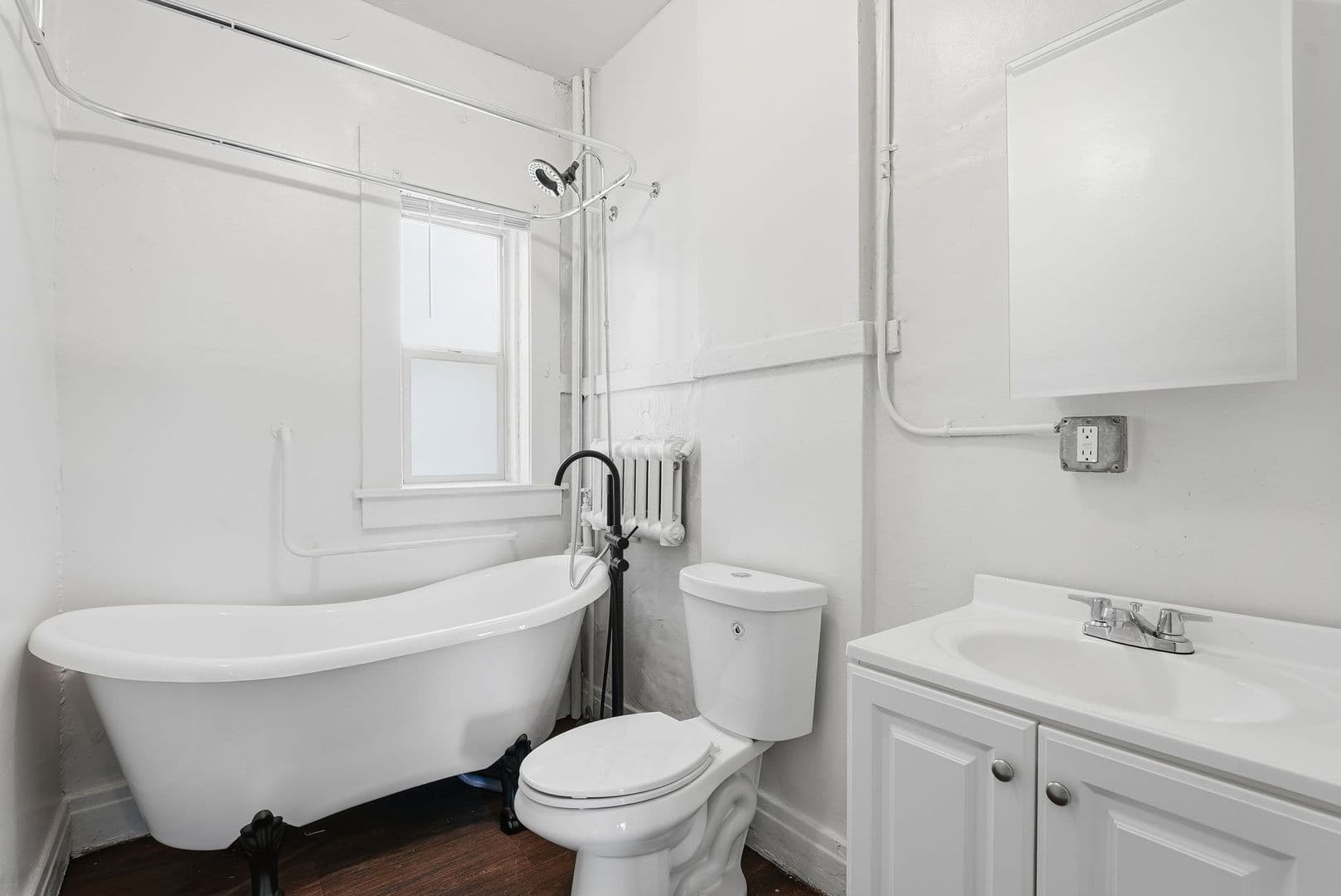 Spokane Apartment: 155 S Oak St