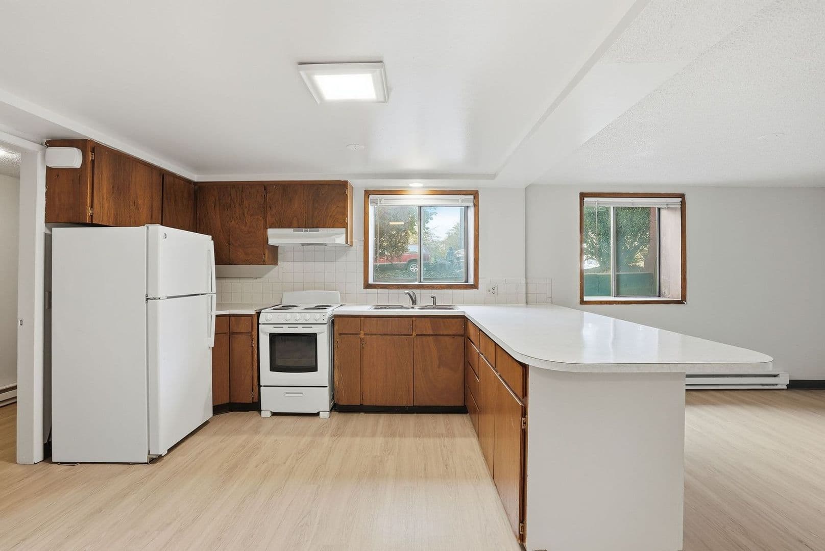 Spokane Apartment: 155 S Oak St