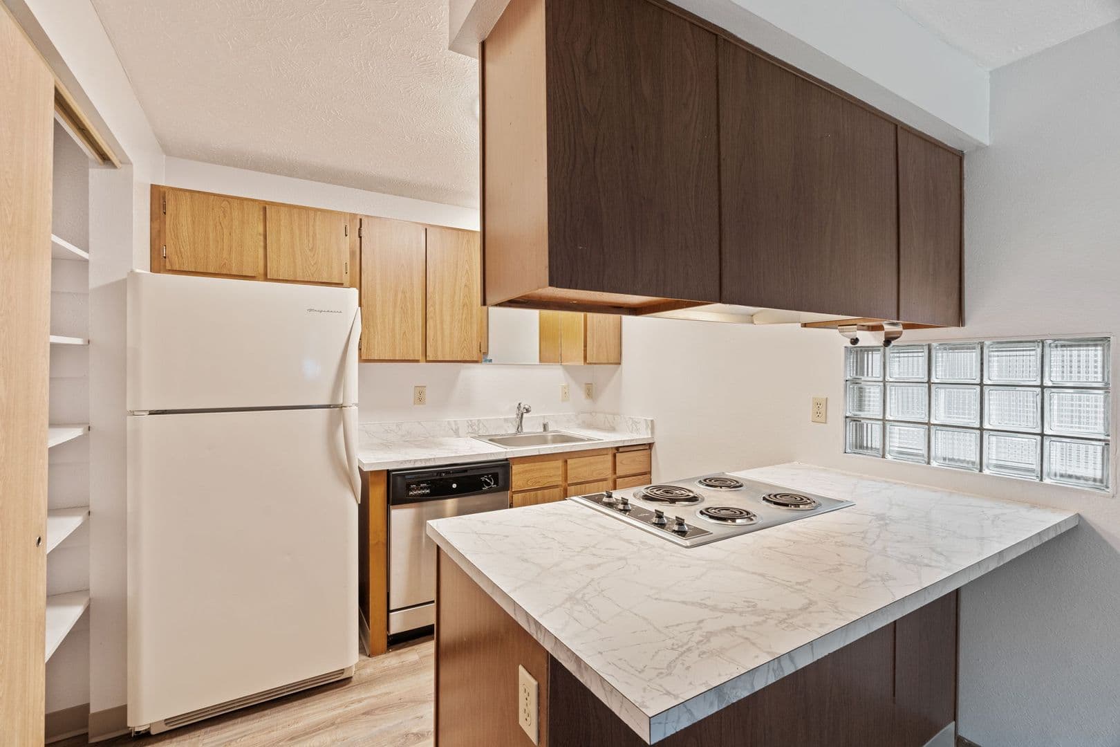 Spokane Apartment: 3131 S Cook St