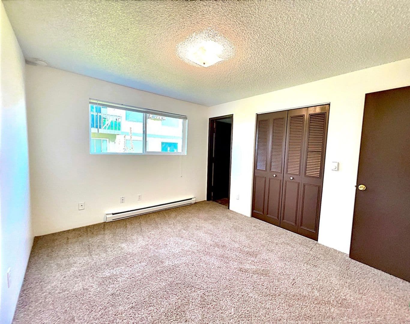 Pasco Apartment: 2524 W Sylvester St.