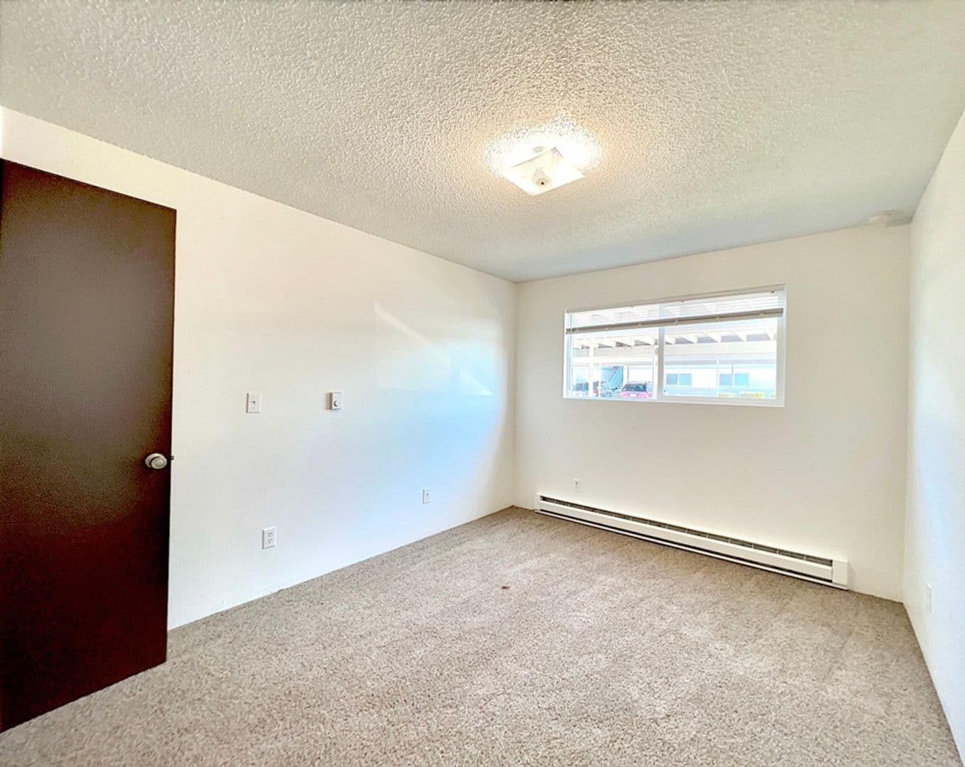 Pasco Apartment: 2524 W Sylvester St.