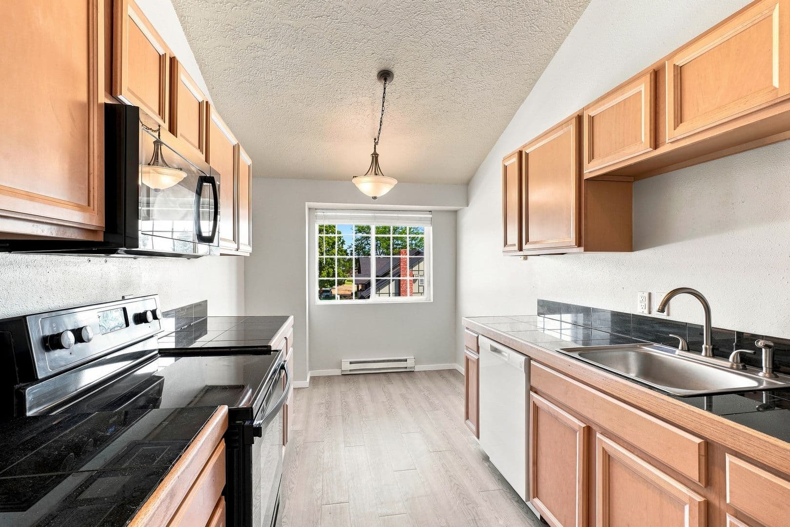 Spokane Apartment: 7024 N Colton St