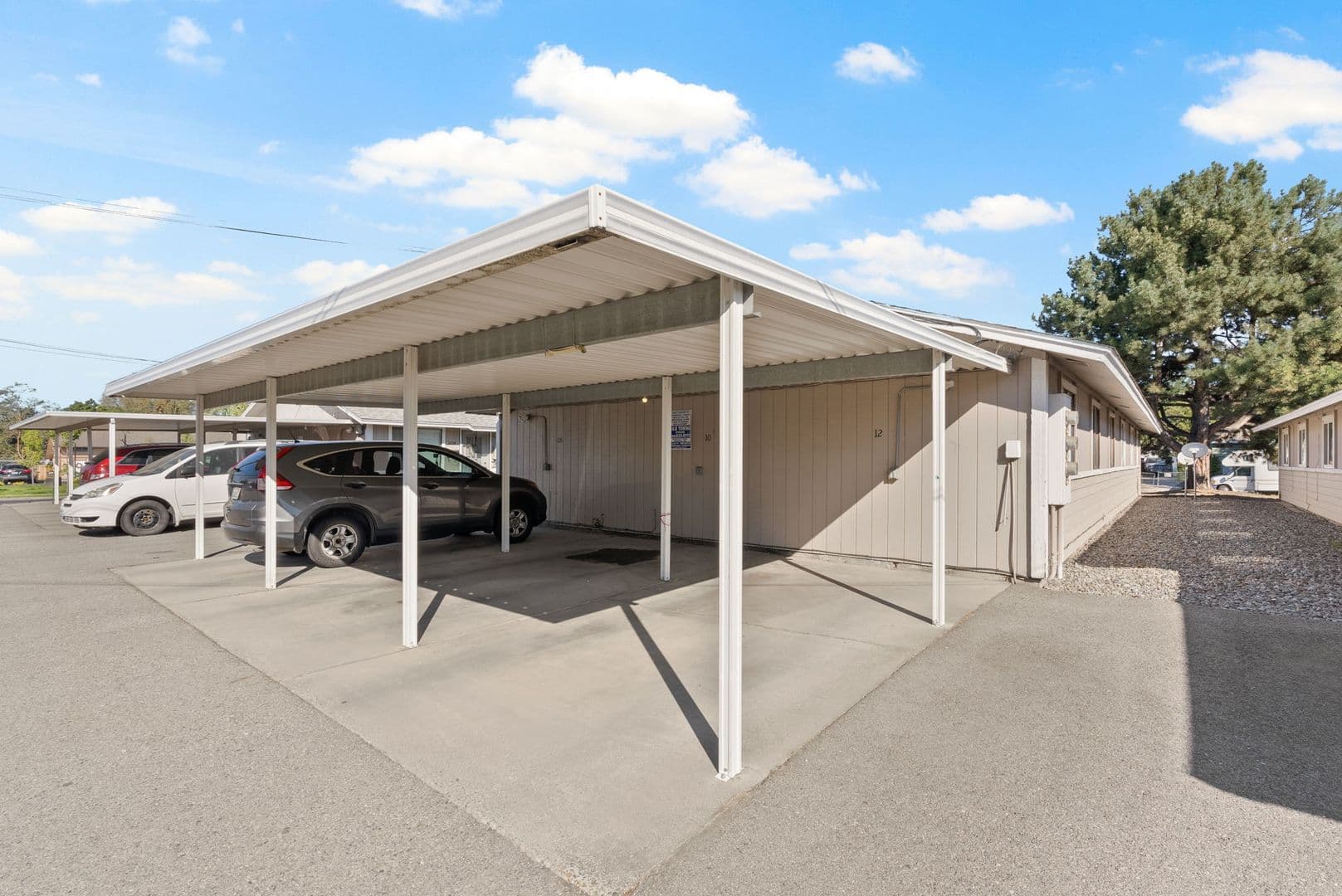 Spokane Apartment: 3102 E Jackson Ave