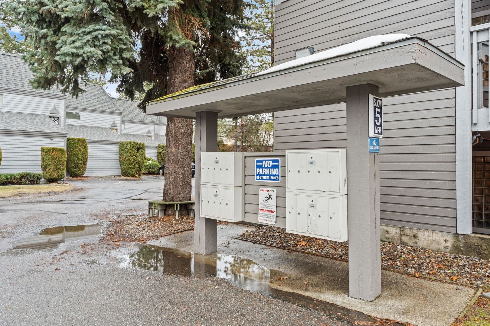 Spokane Apartment: 3131 S Cook St