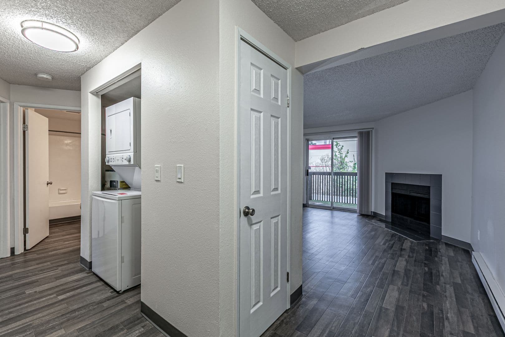 Tacoma Apartment: 6830 Tacoma Mall Blvd