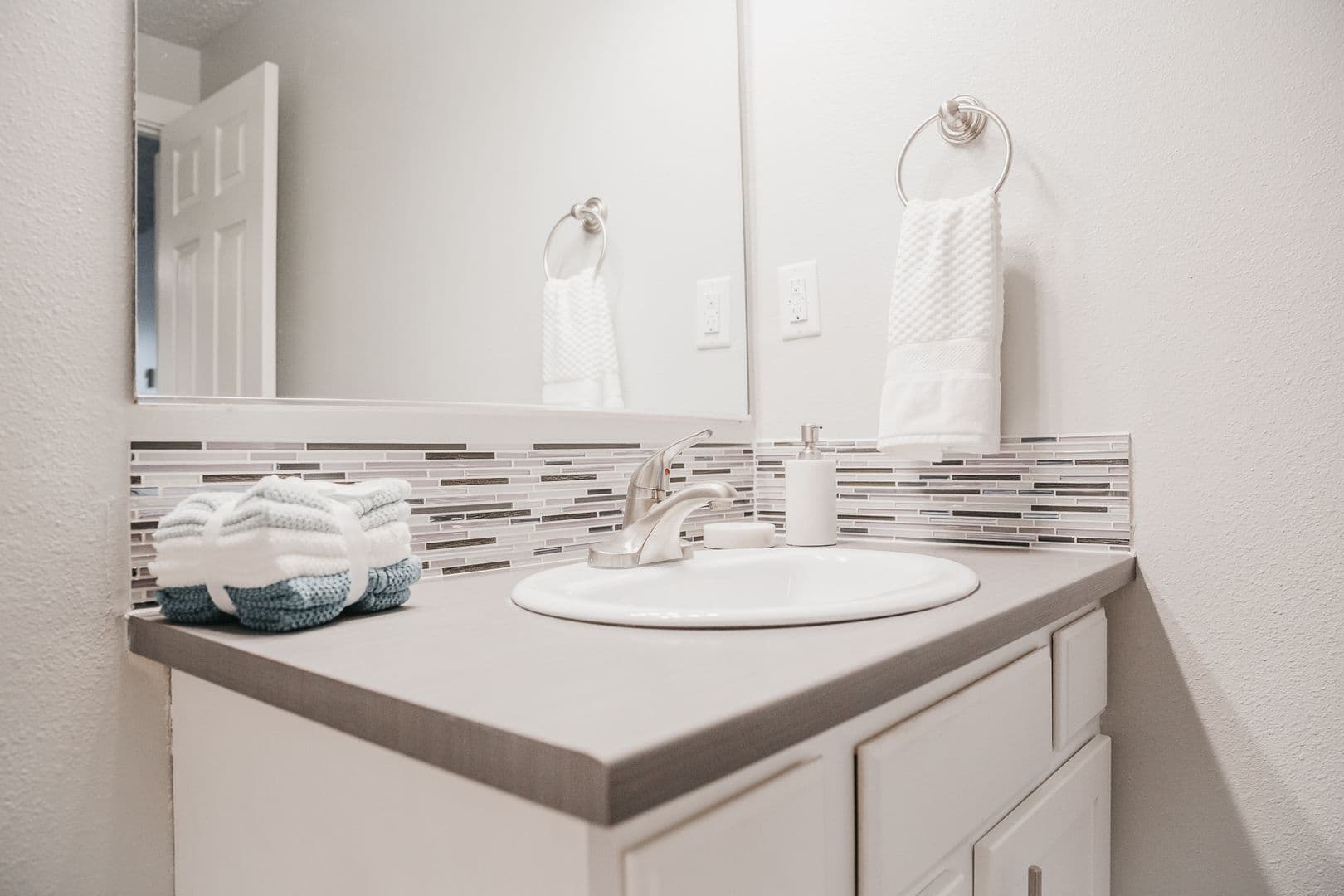 Spokane Apartment: 7024 N Colton St