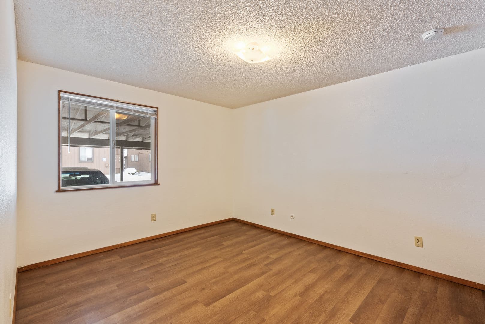 Medical Lake Apartment: 314 N LeFevre St